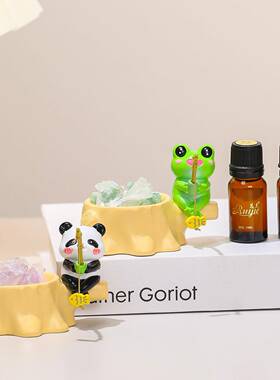 萌趣卡通动物水晶扩香石办公室治愈系工位小摆件可爱小猪桌面装饰