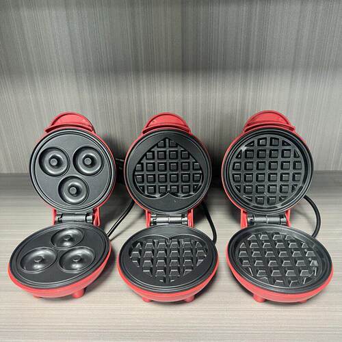900ml Mini Waffle Maker Cupcake Cake Mix Dispenser Jug Bakin
