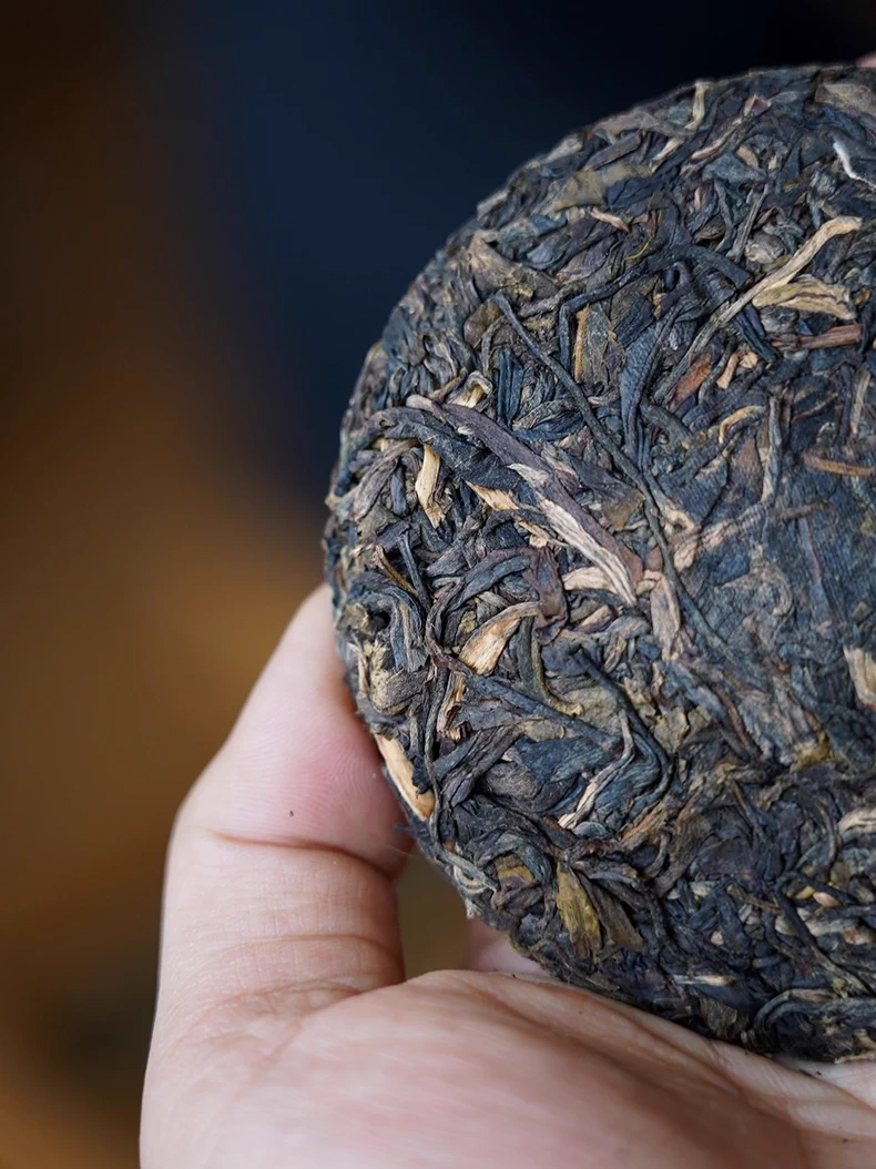 絕版甜潤2005年冰島古樹生茶1000克普洱茶陳茶餅茶筍葉包裝古樹茶 普洱茶 BUASHOP普洱老茶
