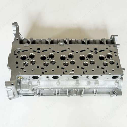 适用 FORD BT50 3.2 汽缸盖 BK3Q-6C032-BD THE CYLINDER COVER