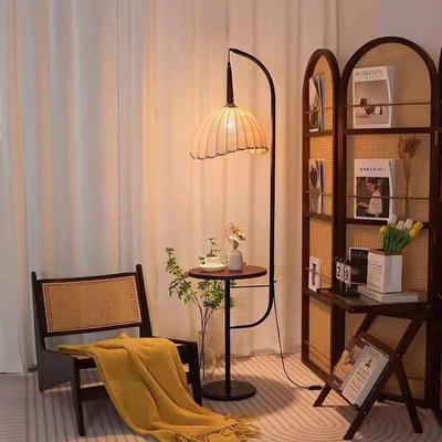 法式中古落地灯客厅卧室沙发边几带茶几桌复古侘寂风创意立式台灯