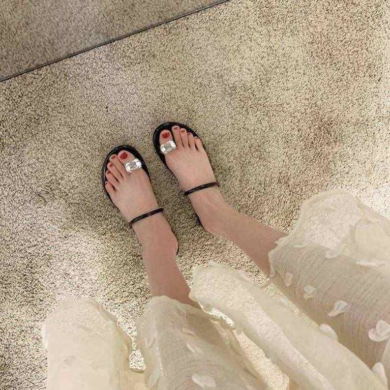 套大拇指凉鞋女平跟新款韩版沙滩鞋夹趾水钻平底可爱仙女凉拖,女鞋,时装凉鞋,淘宝优惠券,粉丝福利购,淘宝优惠卷
