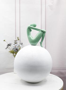 简景约代端样板房角几玄关大型雕塑摆件酒店别瑜伽球人墅客厅大现