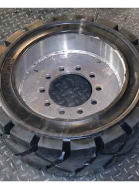 2供665700-1.T-P平应板车、拖车实心轮胎