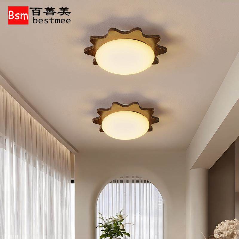 现代简约原木过道吸顶灯新款中山灯具护眼胡桃色楼梯间玄关专用灯