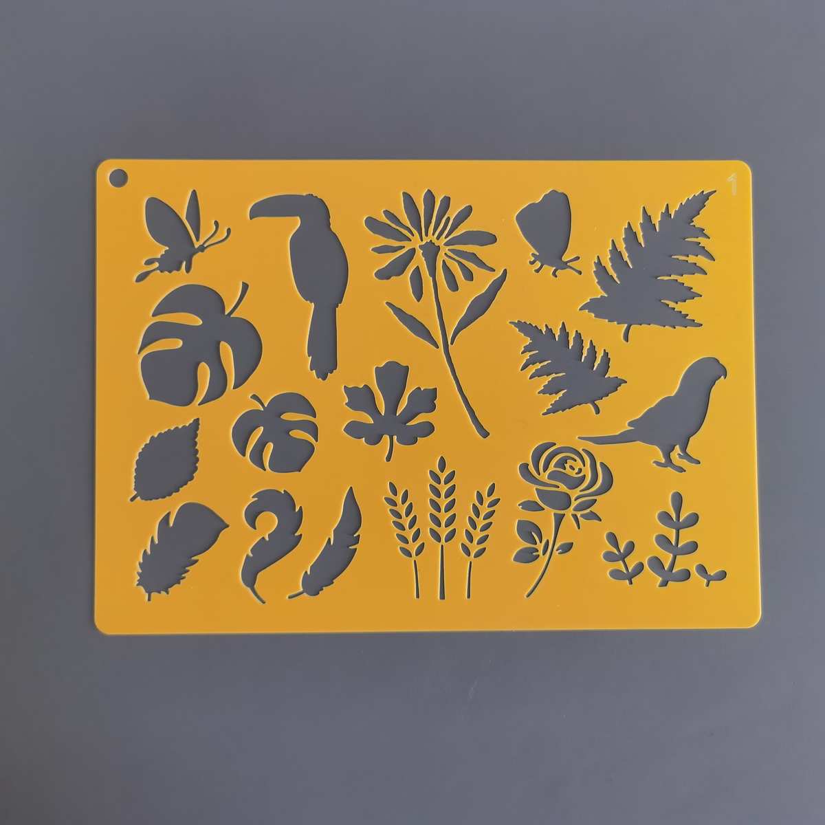 35PCS 儿童绘画模板 彩色英文数字塑料模板 圣诞万圣节镂空