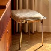 包豪斯风化妆凳铁艺软包化妆台家用简约小户型餐椅卧室格子换鞋 凳