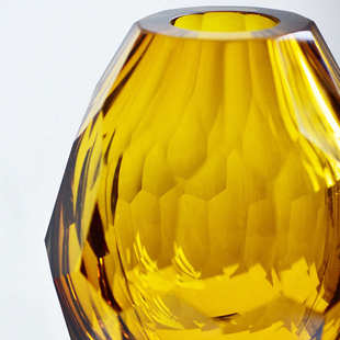 新款 库尔贝多棱角超质感彩色玻璃花瓶 花器 样板房装饰品摆件