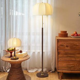 落地灯客厅沙发旁法式复古中古风美式感氛围书房卧室立式台灯