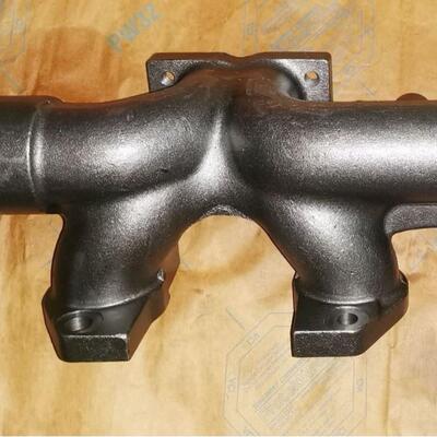 康明斯6D1140-3通用WA430-6 PC300-8排气管6745-11-52104