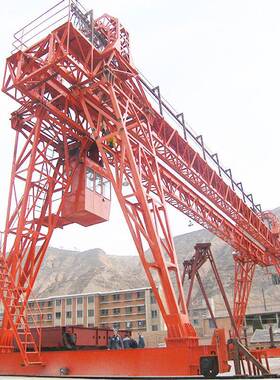 厂家供应装卸桥设备供应提梁机工程用10吨门式起重机