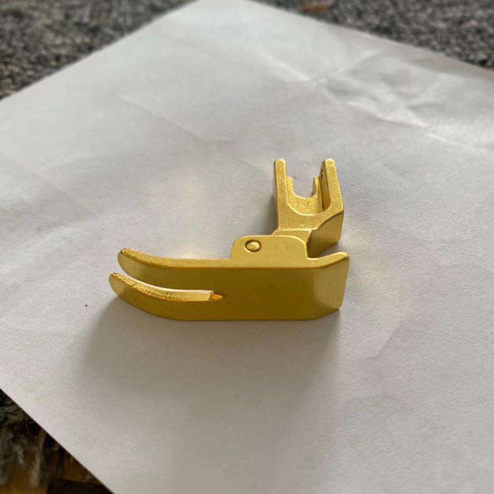 全钢平车压脚工业缝纫机平车压脚金色品质压脚防锈压脚可配饰