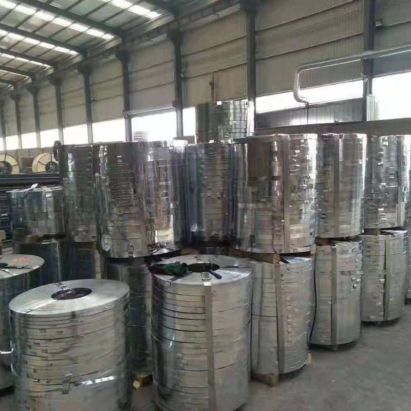 现货Q235镀锌打包带 建筑用桥梁预应力波纹管带钢 铠装电缆钢带