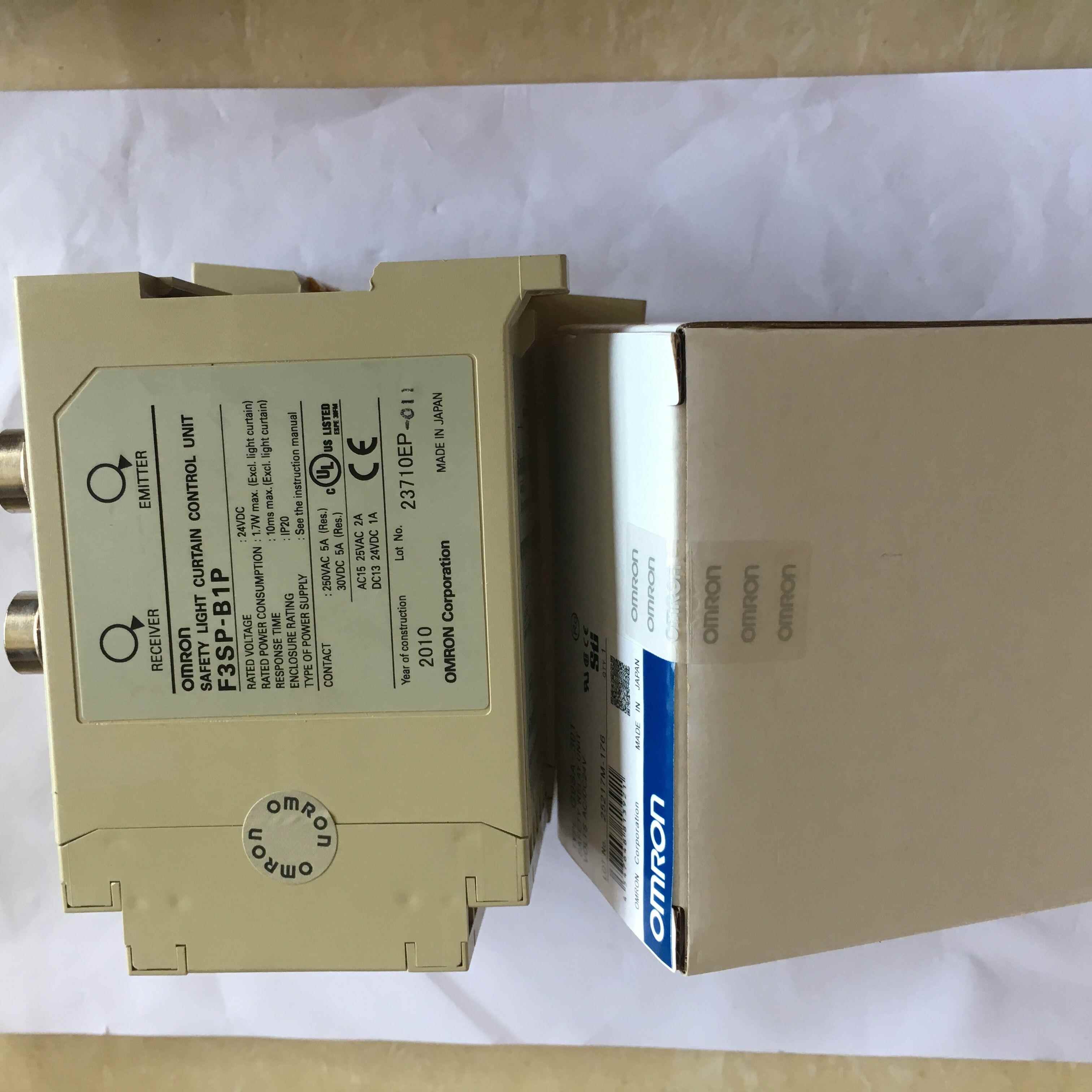 正品安全继电器F3SP-B1P G9SX-AD322-T15-RT G9SB-301-D G9SA-301