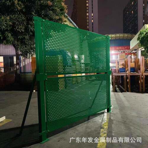 厂家供销冲孔围挡海边防台风围挡市政施工地围挡建筑围蔽护栏