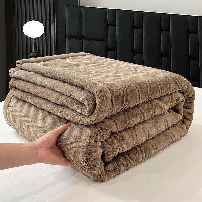 高档婚庆云毯拉舍尔轻奢盖毯秋冬季加厚保暖双面纯色绒珊瑚绒毯子