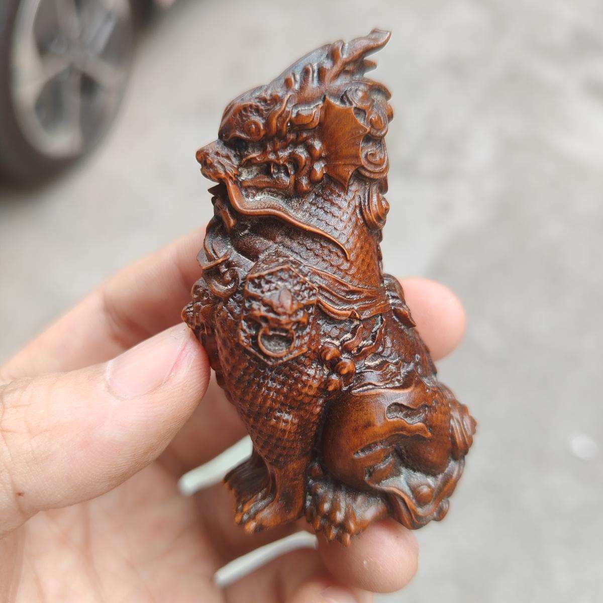 旧藏黄杨木雕火麒麟摆件实木雕刻瑞兽麒麟手把件吉祥物工艺品饰品