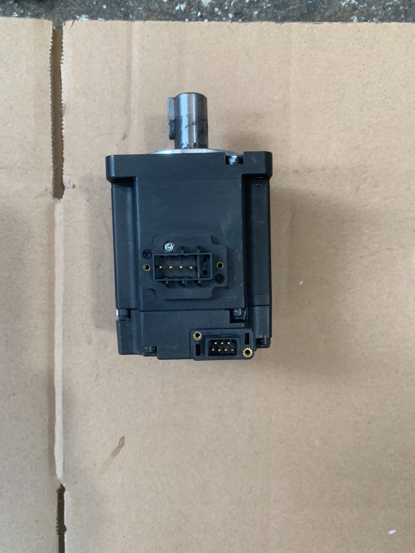 汇川电机、MS1H1－20B30CB－A331Z、成色如图功