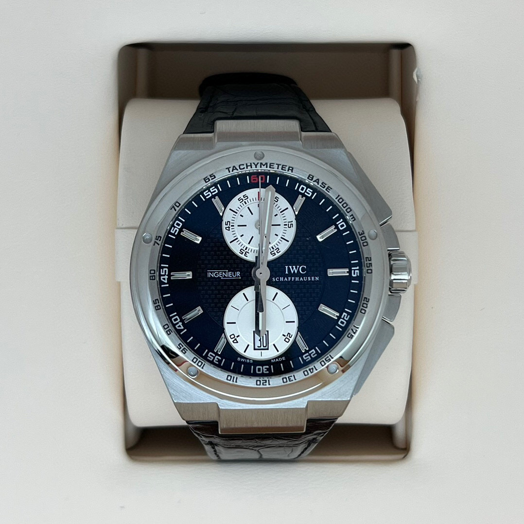 盒证齐全[9.8新]IWC万国表自动机械男表工程师系列IW378401