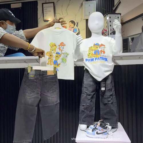 Men's Streetwear Graphic T-Shirt - Relaxed Fit Crewneck Tee