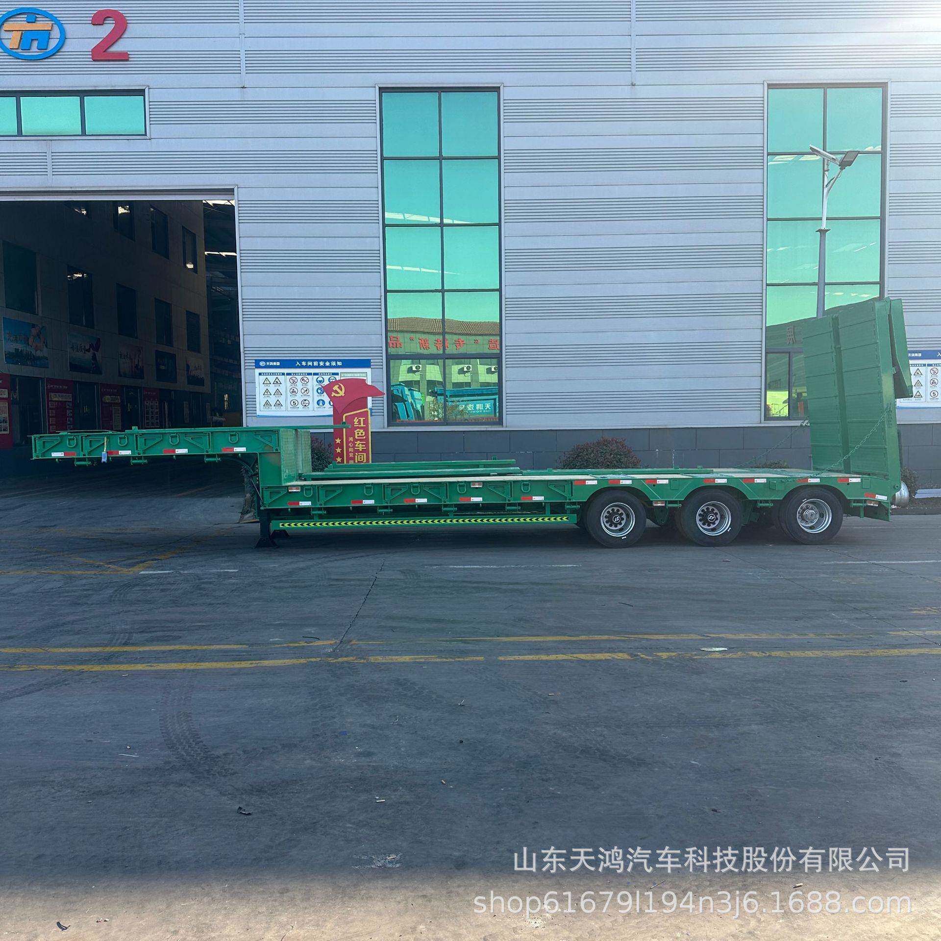 源头厂家跨境生产供应东南亚低平板半挂车大件低平板随动转向车
