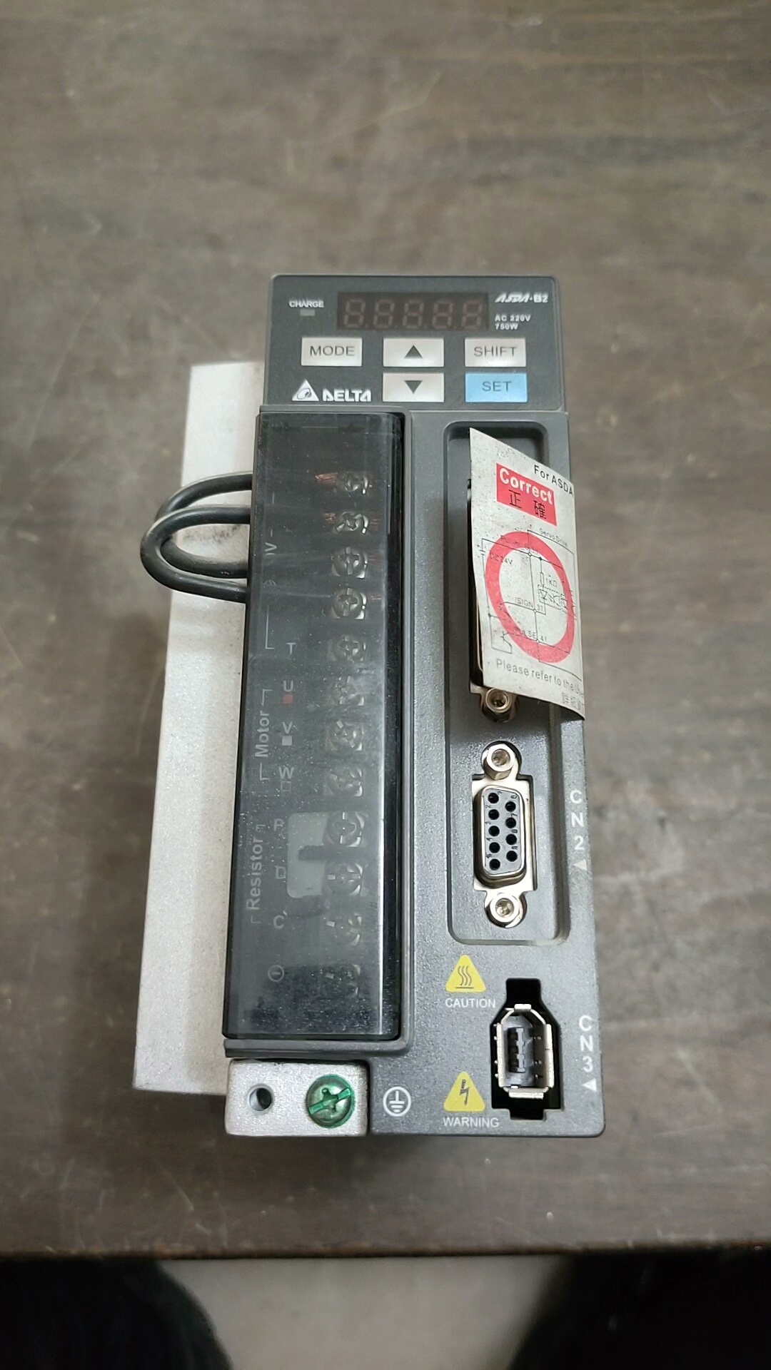 台达伺服驱动器ASD-B2-0721-B实物拍摄，功能包好，