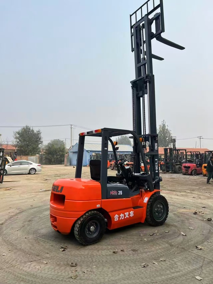 11月22日天津合力3.5吨叉车升高4.5米网络拍卖公告
