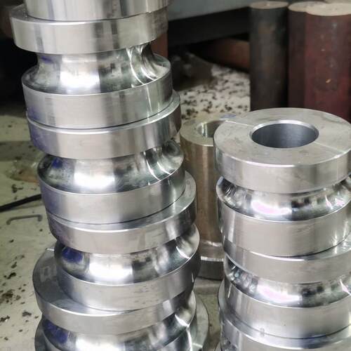 专业制作各类金属管材弯管模具和弯管器械及非标机械设备液压