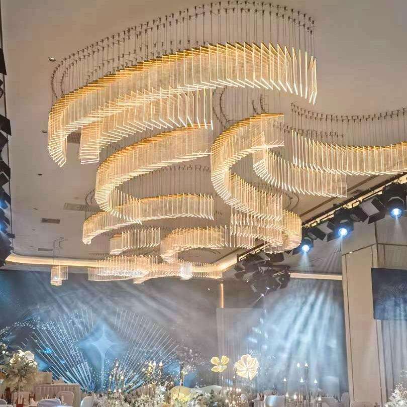 婚庆道具婚礼堂吊顶装饰灯管亚克力线条造型灯舞台布置路引吊件