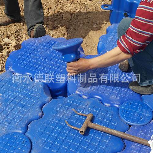 厂家浮箱水上乐园摩托艇游艇码头水上浮桥浮动码头漂浮平台