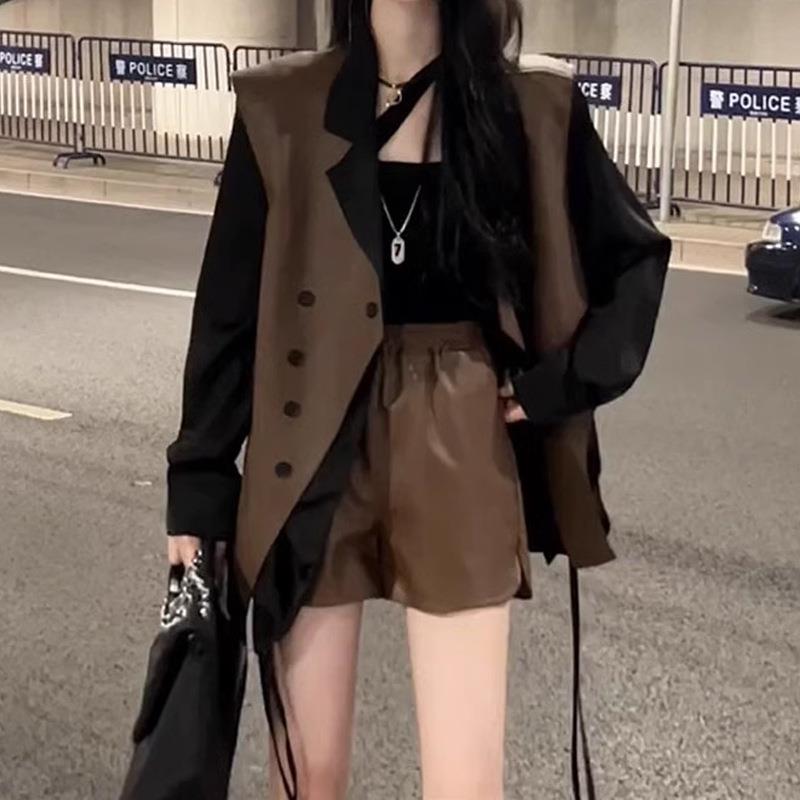 秋季2025新款女装御姐风气质时尚宽松衬衫皮衣马甲皮短裤三件套装