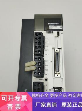 MEDKT7364E 2.5kw 伺服驱动器 现货 成色好 220V 实物拍摄