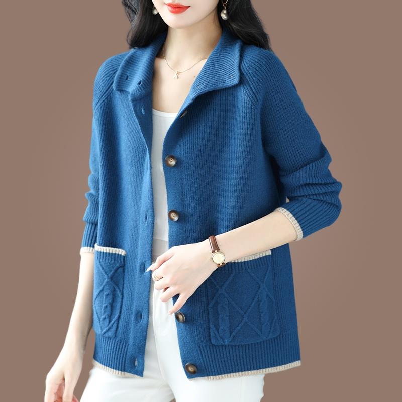 高领针织羊毛开衫外套女妈妈秋冬季新款时尚宽松外搭翻领口袋毛衣