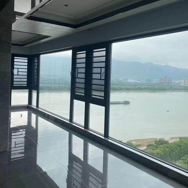 珠海坚美凤铝断桥铝门窗封阳台落地窗隔音玻璃窗平开窗纱一体定制