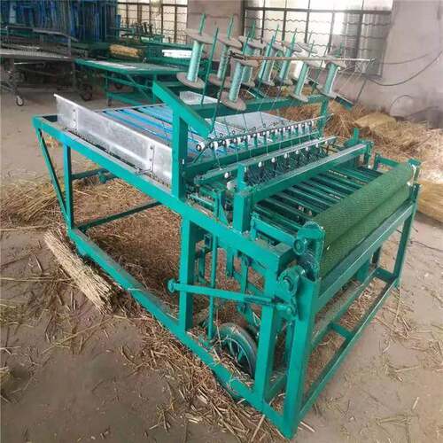 秸秆编织草帘机 牧草稻草帘子机 自动切边草毡机草绳机