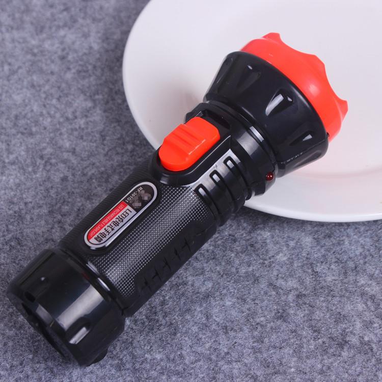 大容量手握式电筒LED强光手电档位 G充电式手电筒