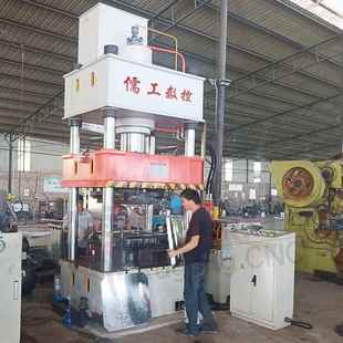 315吨垃圾盖伸压型油压机儒工定制3桶1315t柱5t金属拉成型四液压