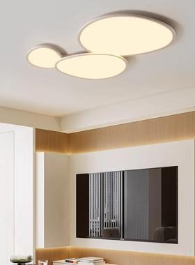 全灯光谱奶油卵88551风客厅灯主云朵灯灯新款鹅石吸顶现代简约中