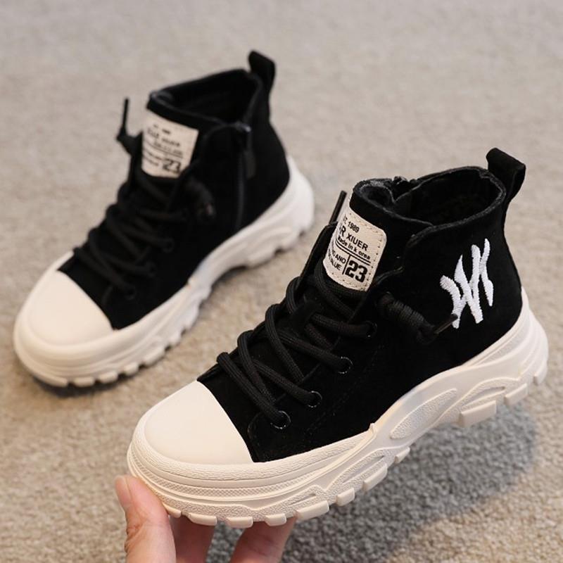 高档雪地靴女加绒靴子皮鞋百搭真短靴防滑鞋女款子靴子棉内增高马