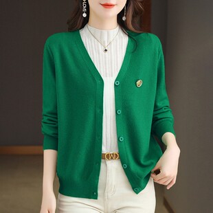 别致毛衣外套 女宽松200斤加肥短款 胖mm春秋特大码 羊毛针织开衫