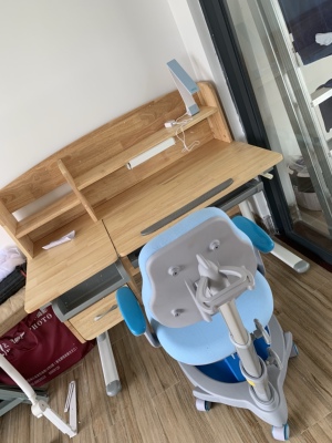 揭秘一起来分析下娃娃健儿童学习桌怎么样，甲醛有超标没有？