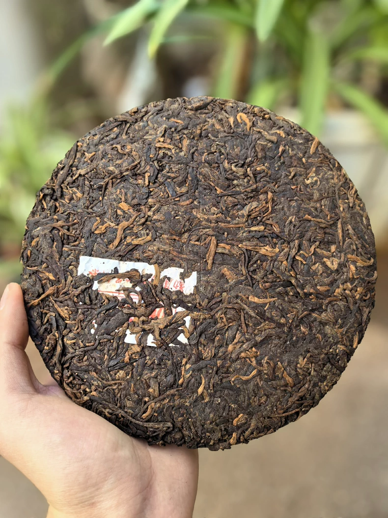 一片的猛庫冰島2009年冰島蜜韻老熟茶357克 普洱茶 BUASHOP普洱老茶