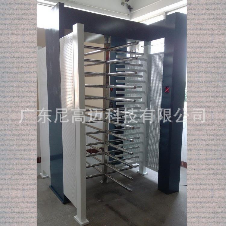 机场车站单向过道全高梳状拦杆闸机景区酒店电动智能旋转门生产图