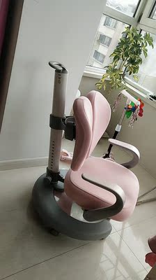 来分析下爱果乐儿童桌椅到底好不好？为何很多人选择它？