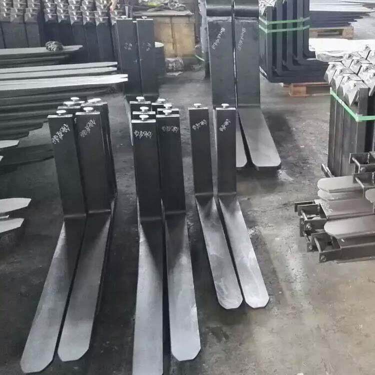 合力杭州叉车货叉各种叉车叉齿脚鞋铁靴配件T4T5T6T7T货叉