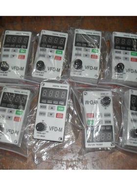 LC-M02E LC-MO2E LC-M2E全新可通用台达变频器面板VFD-M保修一年