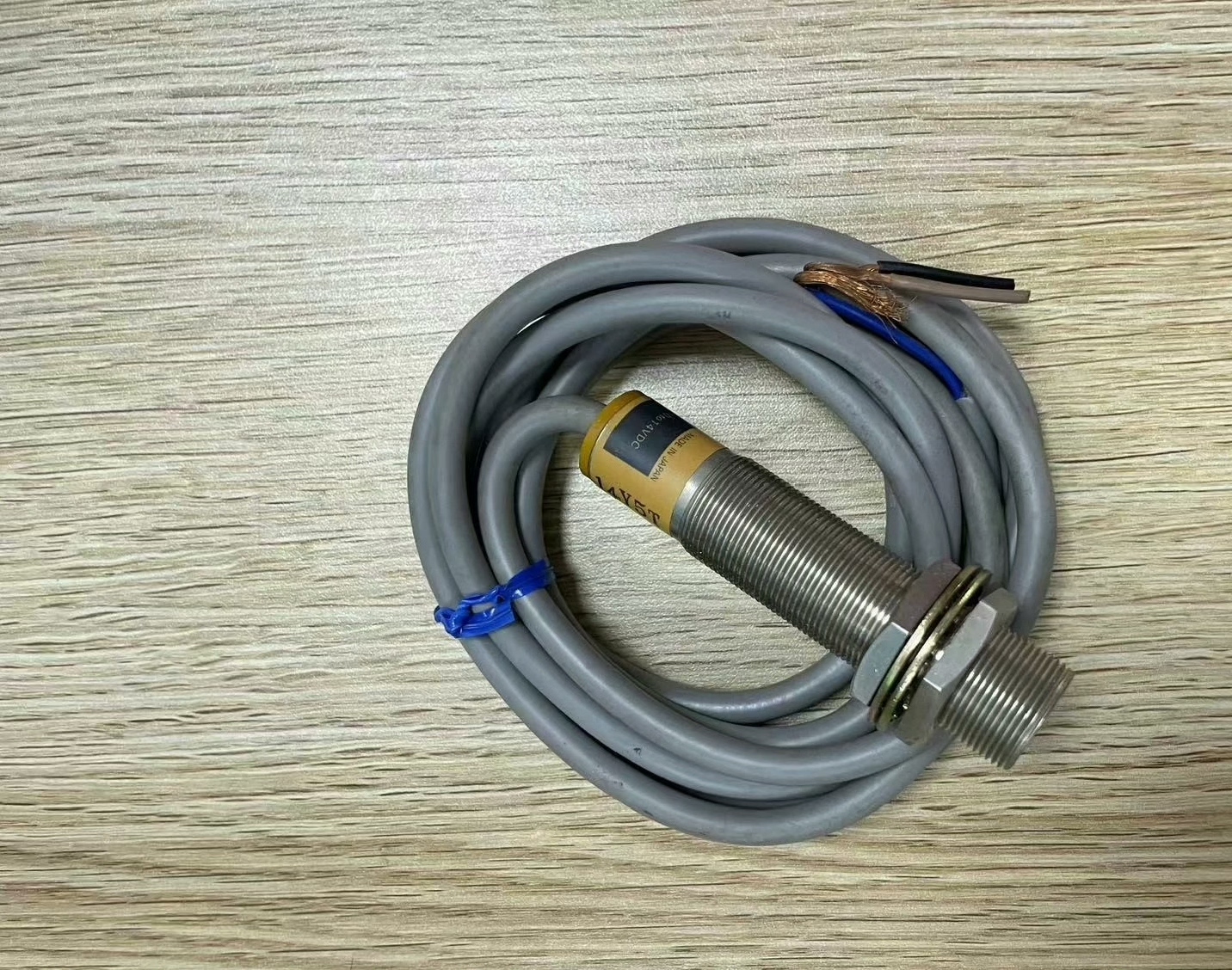 全新原厂件议价14Y5T现货议价包邮