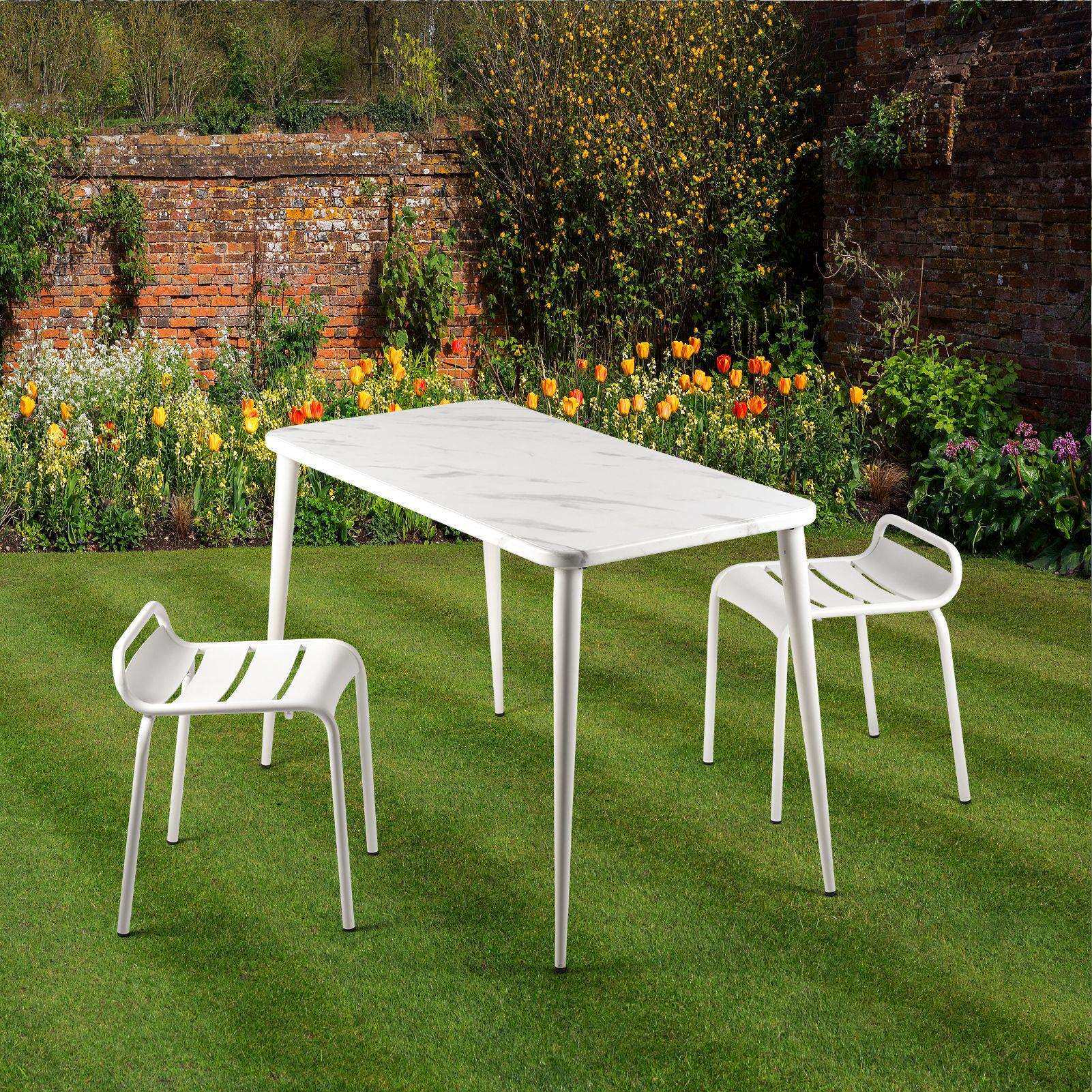 厂家直销户外铁艺白色休闲桌椅组合阳台庭院室内简约创意一桌两椅