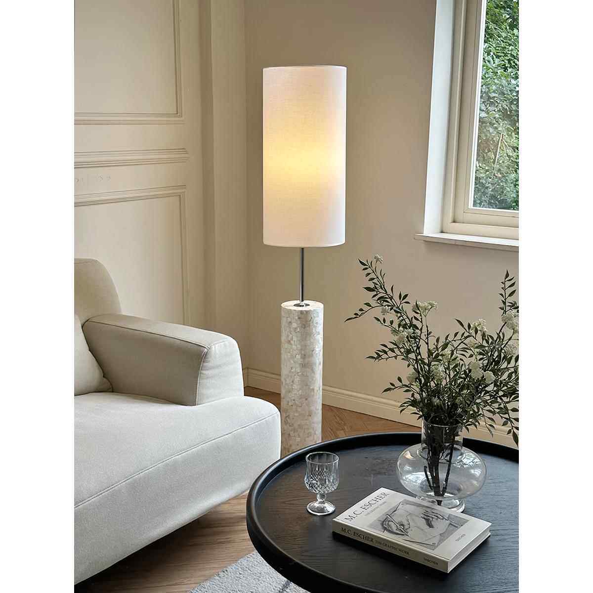 法式贝壳落地灯客厅卧室床头简约个性创意酒店客房样板房立式台灯