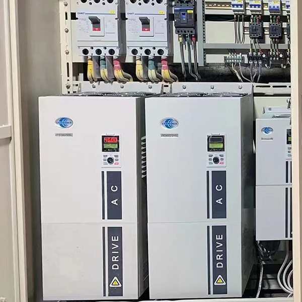 重载风机45kw调速器三相737/22/通用/cde3605水泵元变频器380v.康